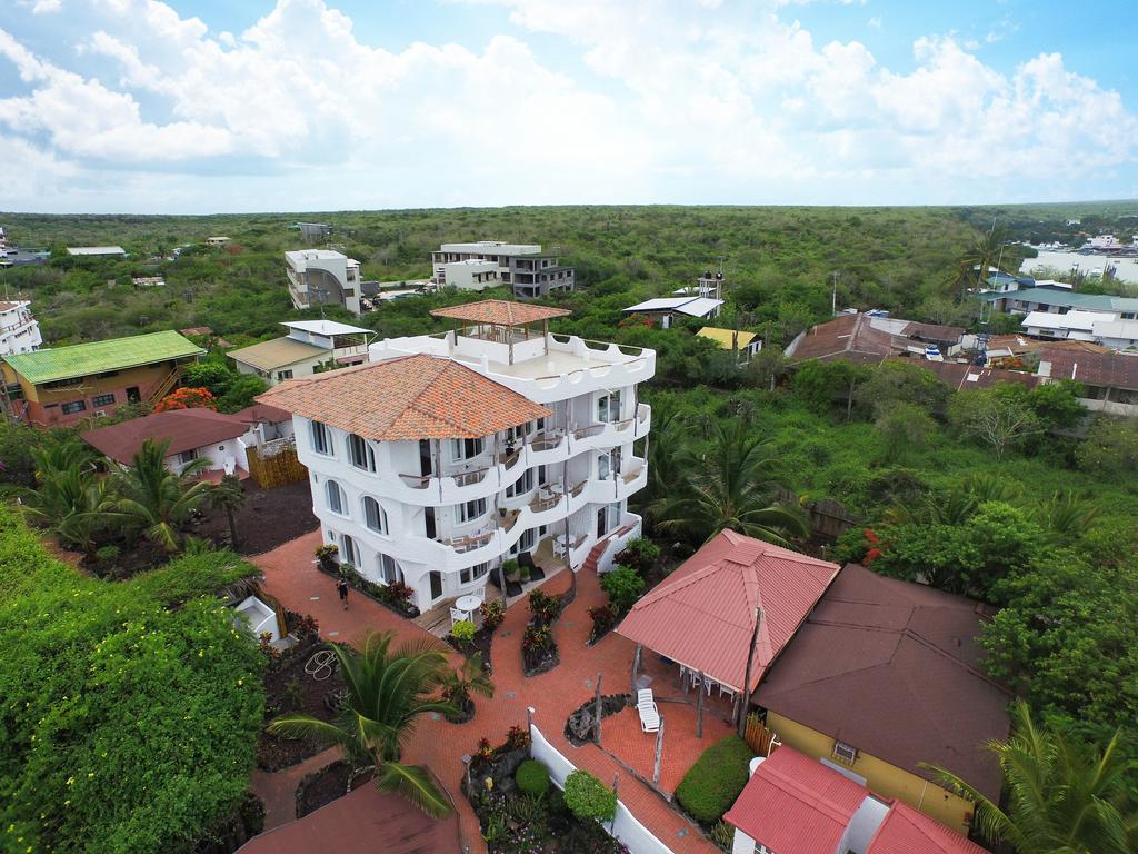 Hotel Angermeyer Waterfront Inn Пуерто Айора Екстериор снимка